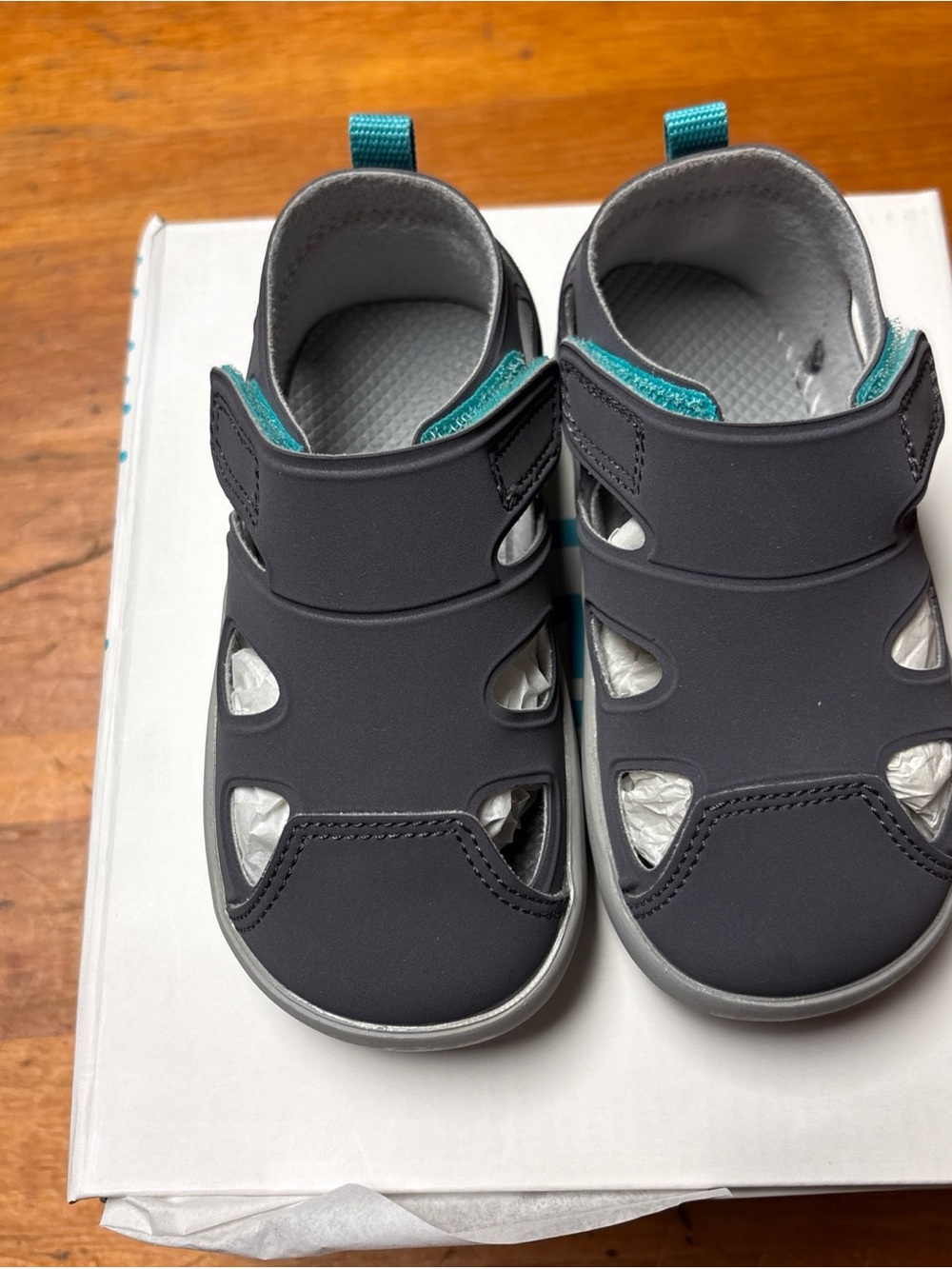 Kids Breathable Closed-Toe Sandals in Charcoal with Teal Accent